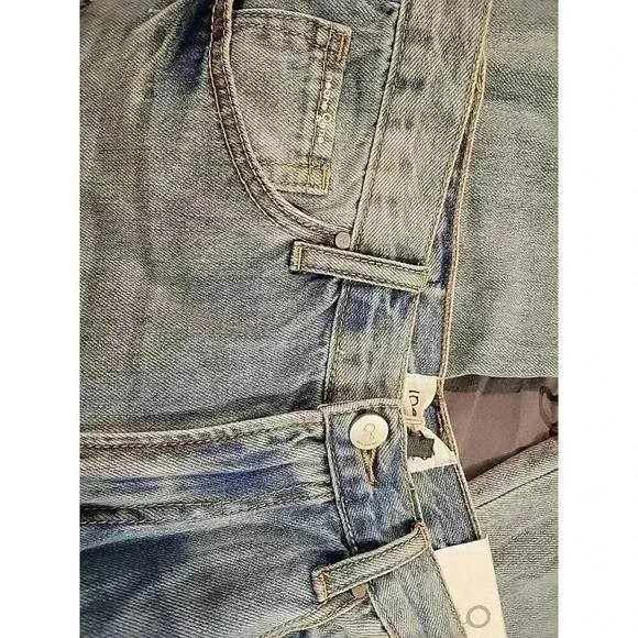 New Insane Gene Hi-Rise Girlfriend Raw Hem Distressed Jeans 9 / 28 - Picture 8 of 9